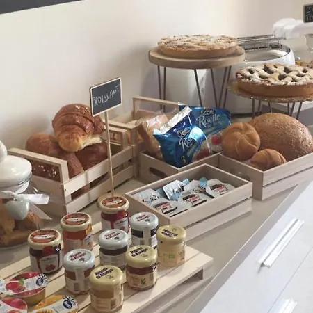 Alojamento de Acomodação e Pequeno-almoço Palace 4*