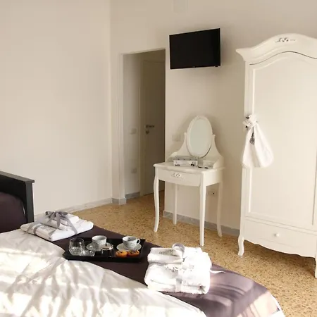 לינה וארוחת בוקר Palace פומפיי